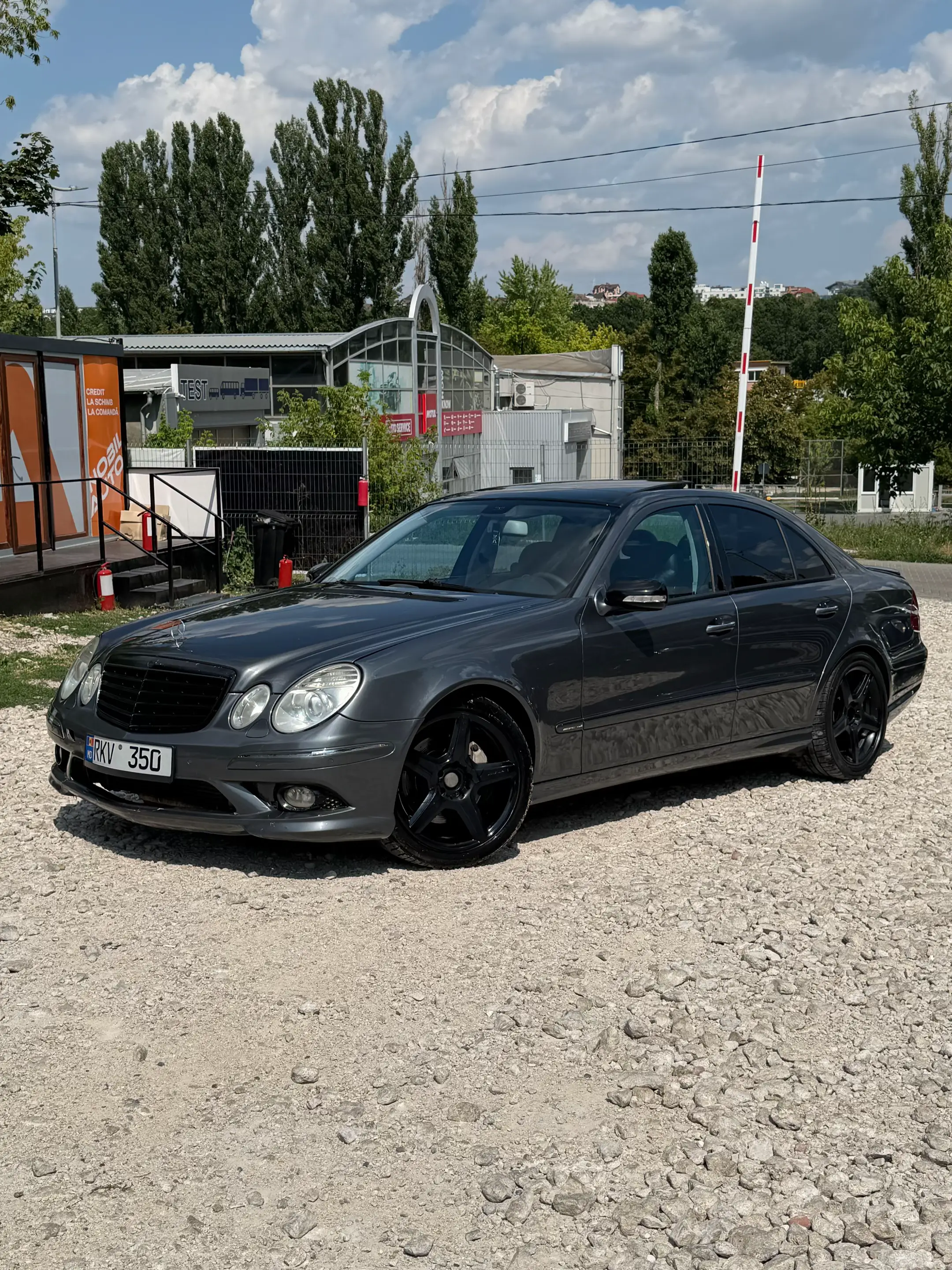 Image 2 of 10