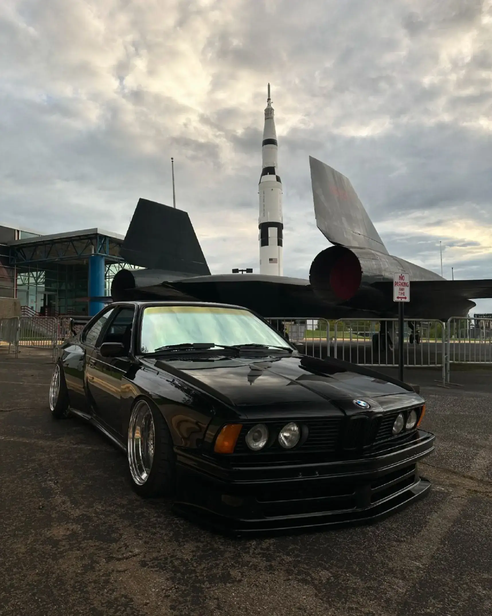 Image 2 of 6