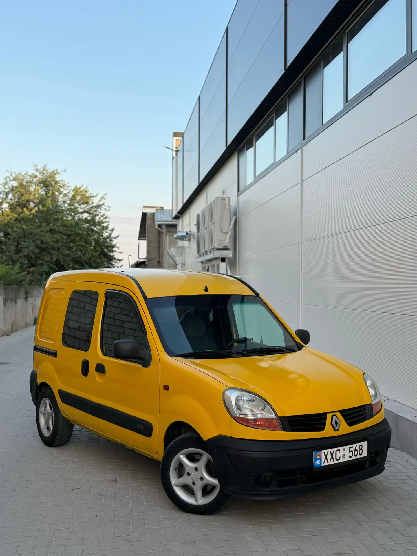 Image 2 of 10