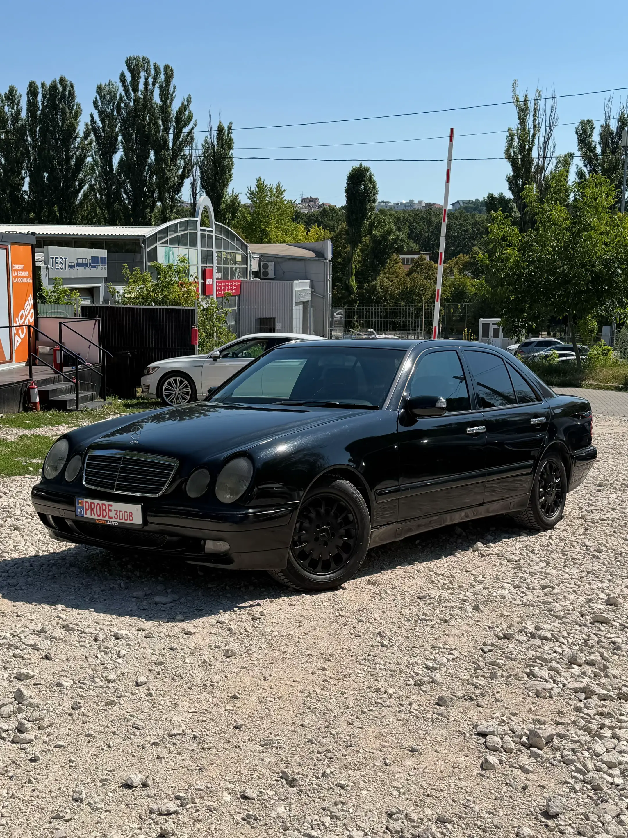 Image 2 of 10